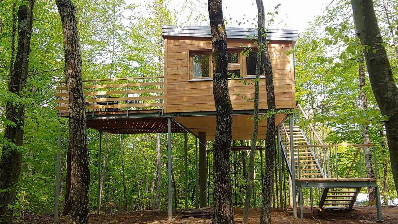 Treehouse Lika 2 Vila Medak Exterior foto